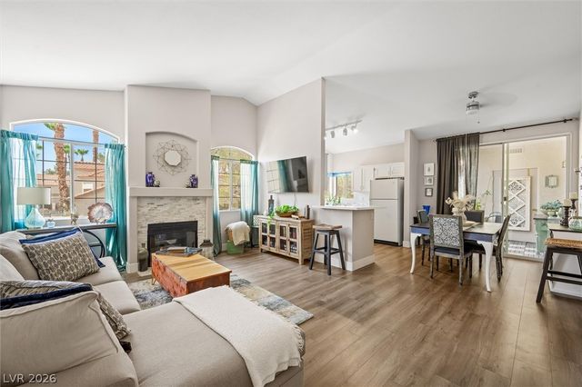1830 North Buffalo Drive 2057, Las Vegas, NV 89128