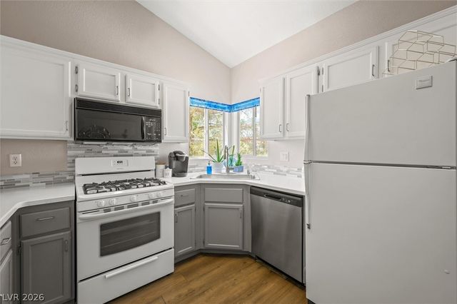 1830 North Buffalo Drive 2057, Las Vegas, NV 89128