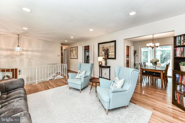7807 SUFFOLK CT, Alexandria, VA 22315