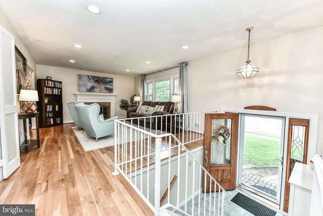 7807 SUFFOLK CT, Alexandria, VA 22315