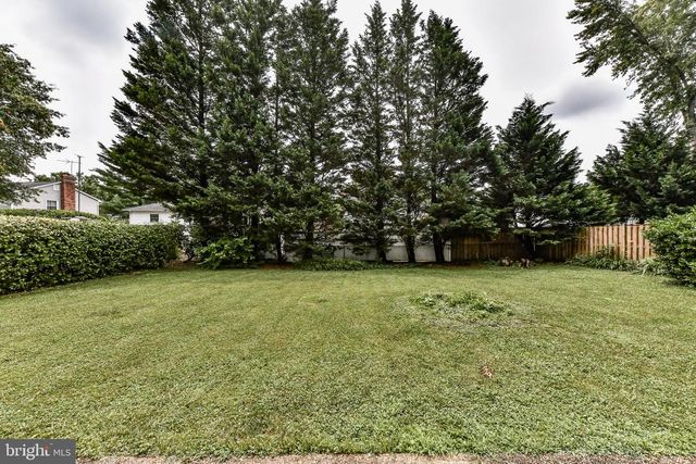 7807 SUFFOLK CT, Alexandria, VA 22315