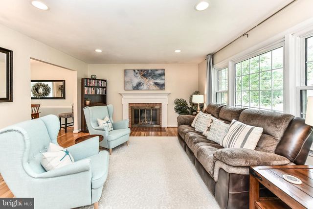 7807 SUFFOLK CT, Alexandria, VA 22315