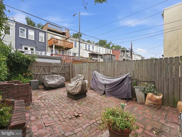 626 MORTON PL NE, Washington, DC 20002