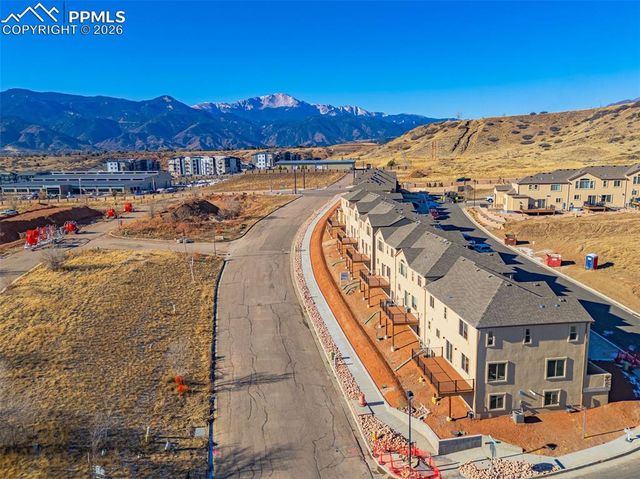 741 Little Bear Grove, Colorado Springs, CO 80907