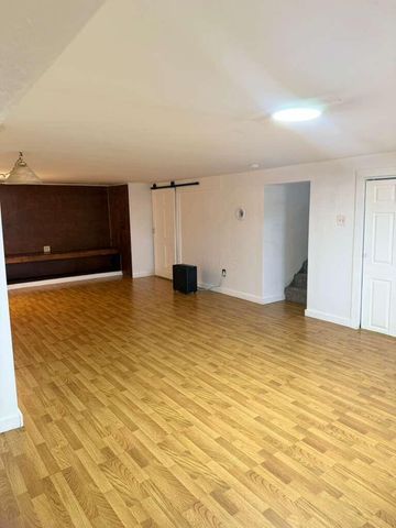 693 Maurine Drive, Columbus, OH 43228