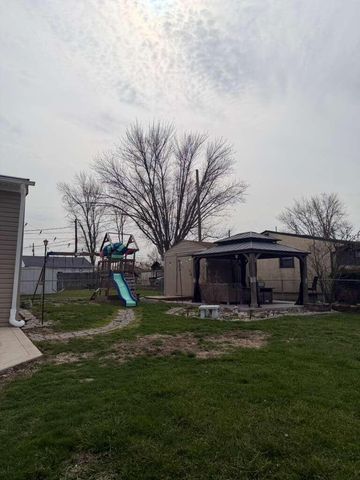 693 Maurine Drive, Columbus, OH 43228