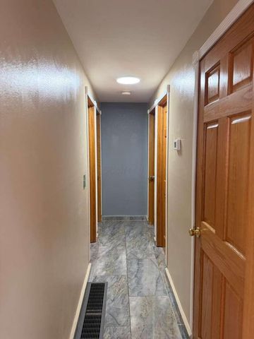 693 Maurine Drive, Columbus, OH 43228