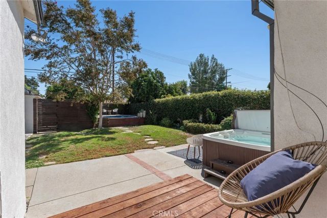 6636 Yarmouth, Reseda, CA 91335