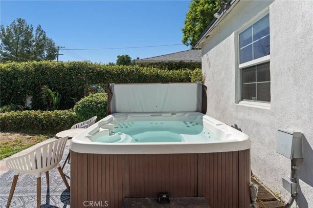 6636 Yarmouth, Reseda, CA 91335
