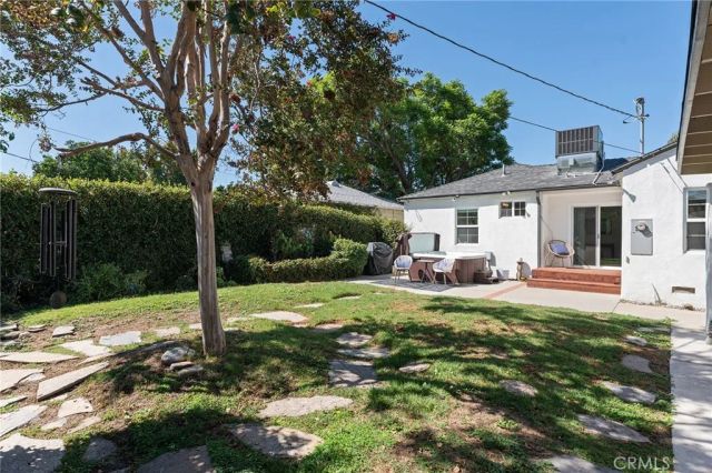 6636 Yarmouth, Reseda, CA 91335