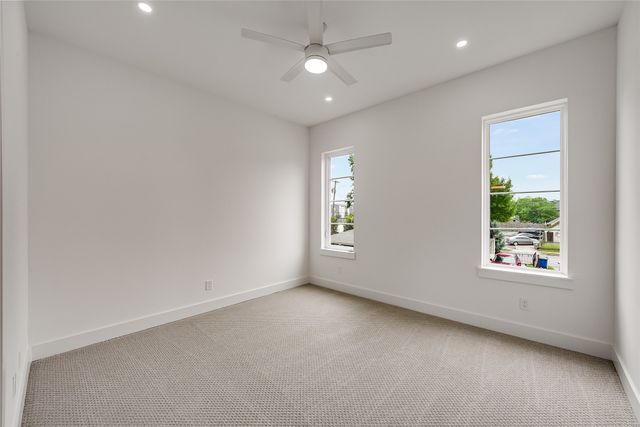 2410 N Prairie Avenue, Dallas, TX 75204