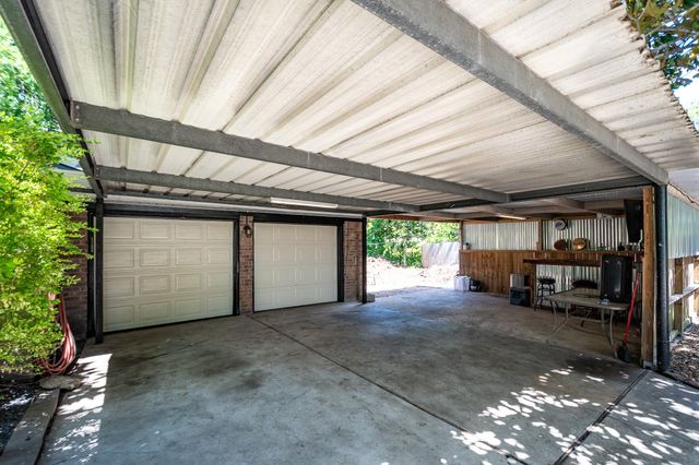 5907 Crosby Dayton Road, Crosby, TX 77532