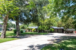 5907 Crosby Dayton Road, Crosby, TX 77532