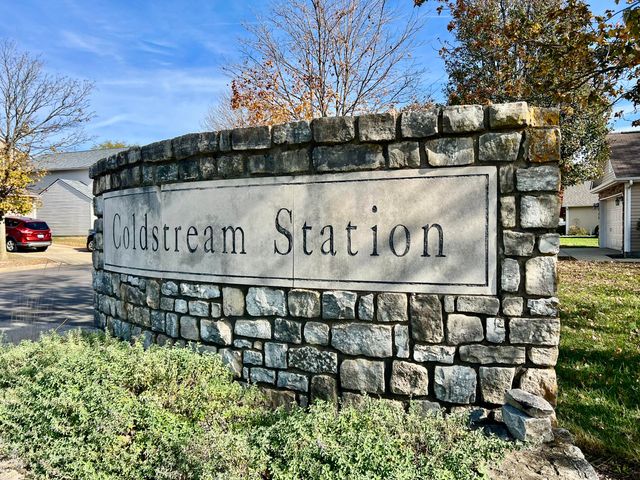 1996 Sandersville Road, Lexington, KY 40511