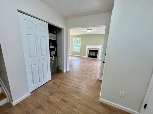 1996 Sandersville Road, Lexington, KY 40511