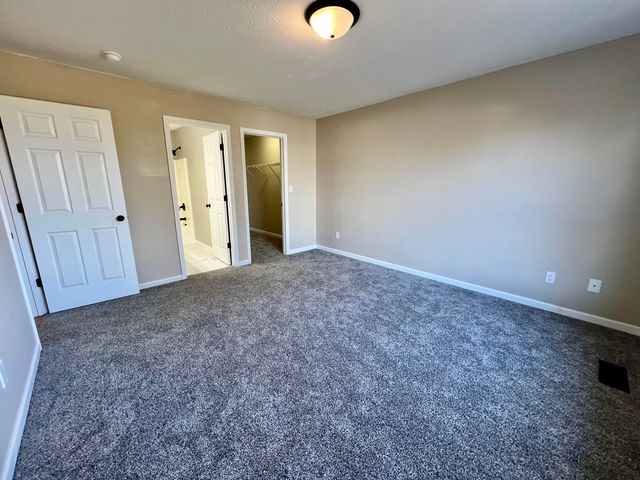 1996 Sandersville Road, Lexington, KY 40511