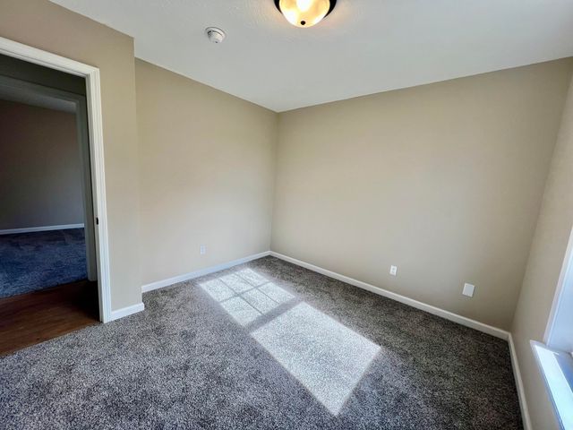 1996 Sandersville Road, Lexington, KY 40511