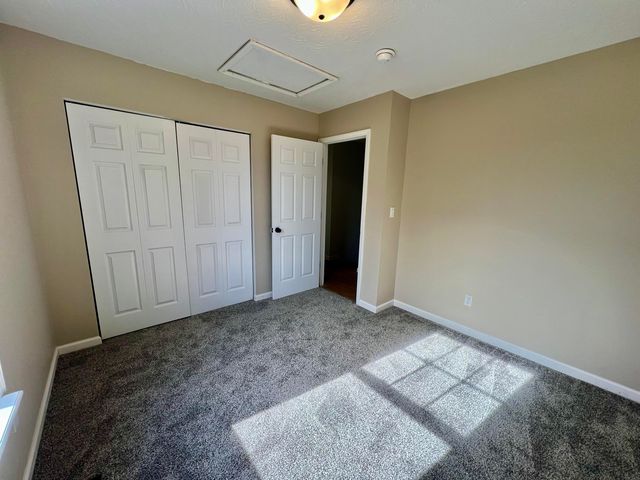 1996 Sandersville Road, Lexington, KY 40511