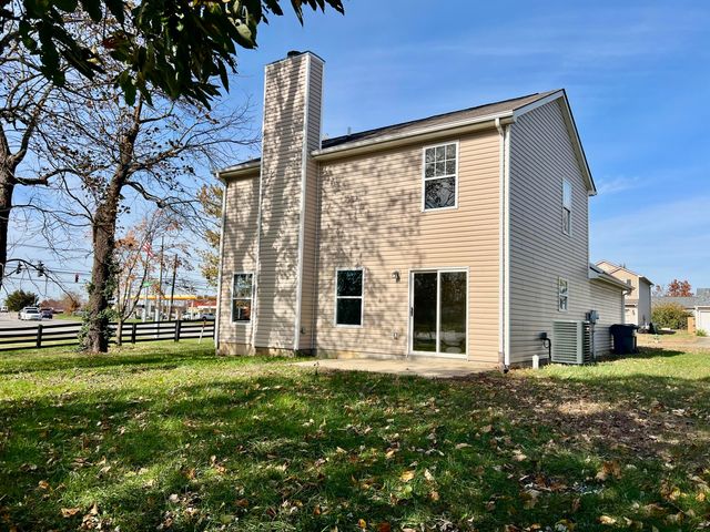 1996 Sandersville Road, Lexington, KY 40511