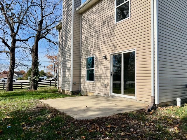 1996 Sandersville Road, Lexington, KY 40511