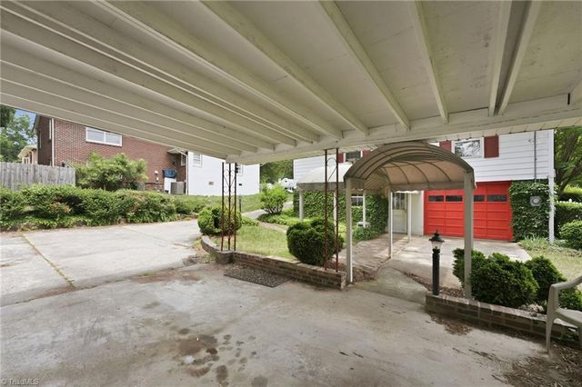 532 Central Avenue, Burlington, NC 27215