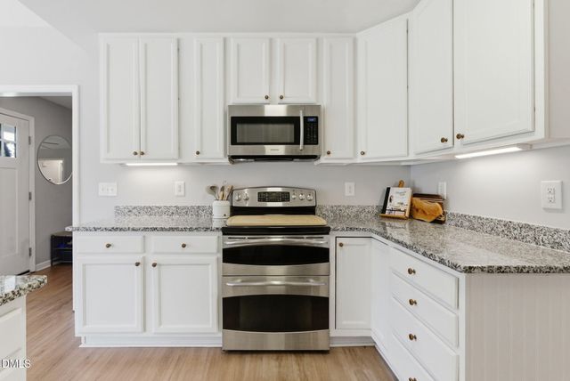 104 Churchill Downs Drive, Clayton, NC 27520