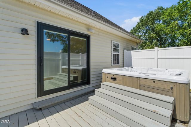 104 Churchill Downs Drive, Clayton, NC 27520