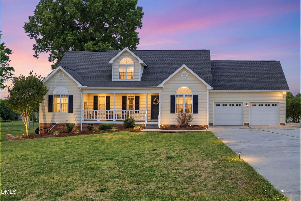 104 Churchill Downs Drive, Clayton, NC 27520