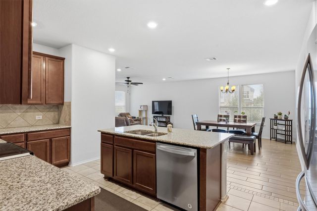16616 Brogan LN, Pflugerville, TX 78660