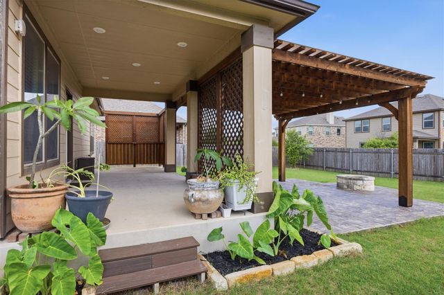 16616 Brogan LN, Pflugerville, TX 78660
