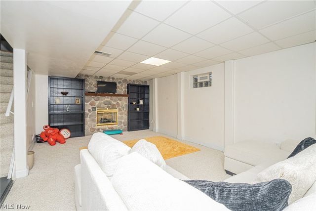 375 Sleepy Hollow Drive, Canfield, OH 44406