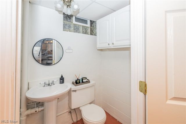 375 Sleepy Hollow Drive, Canfield, OH 44406