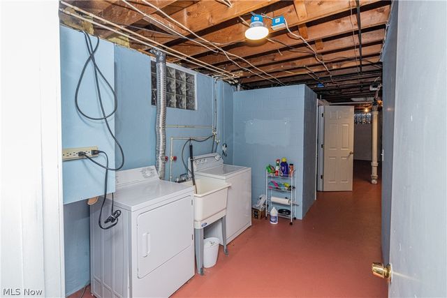 375 Sleepy Hollow Drive, Canfield, OH 44406