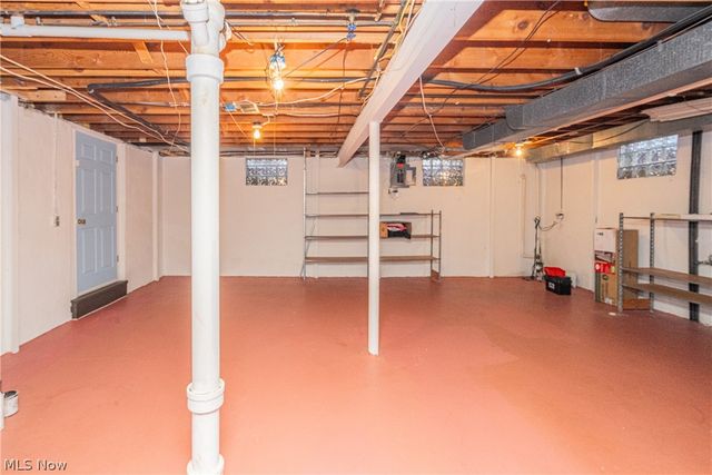 375 Sleepy Hollow Drive, Canfield, OH 44406