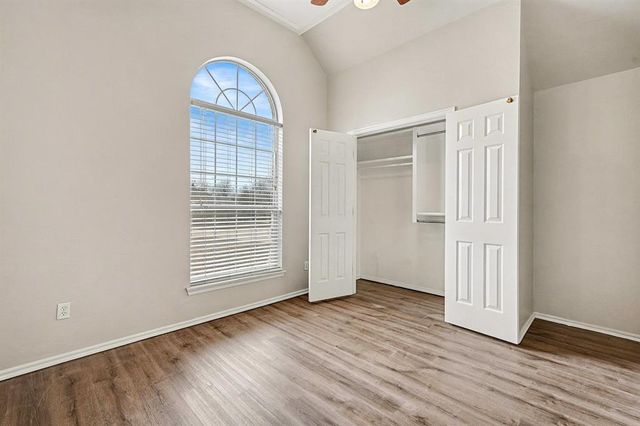 1921 E Cottonwood Terrace, Mustang, OK 73064