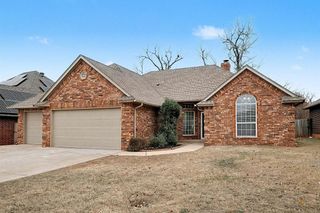 1921 E Cottonwood Terrace, Mustang, OK 73064