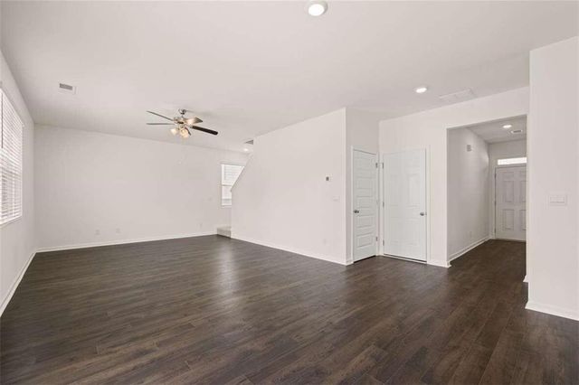 61 Weymouth Drive, Locust Grove, GA 30248