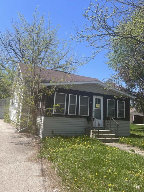 67 LAWSON STREET, Menasha, WI 54952