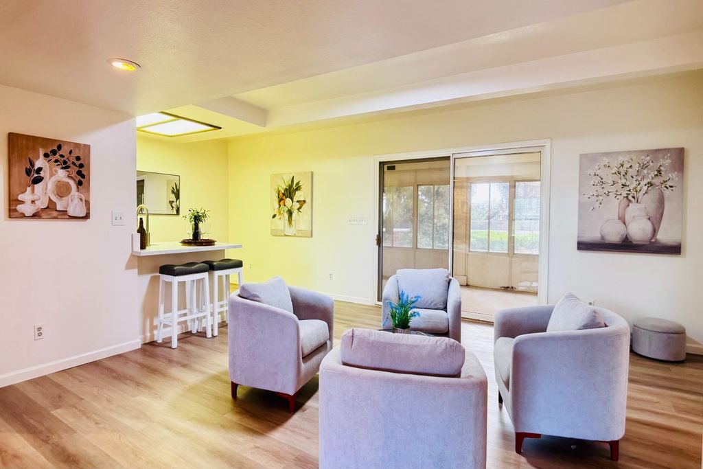 Image 27 of property listing at 8155 N Fowler Avenue, Clovis, CA 93619