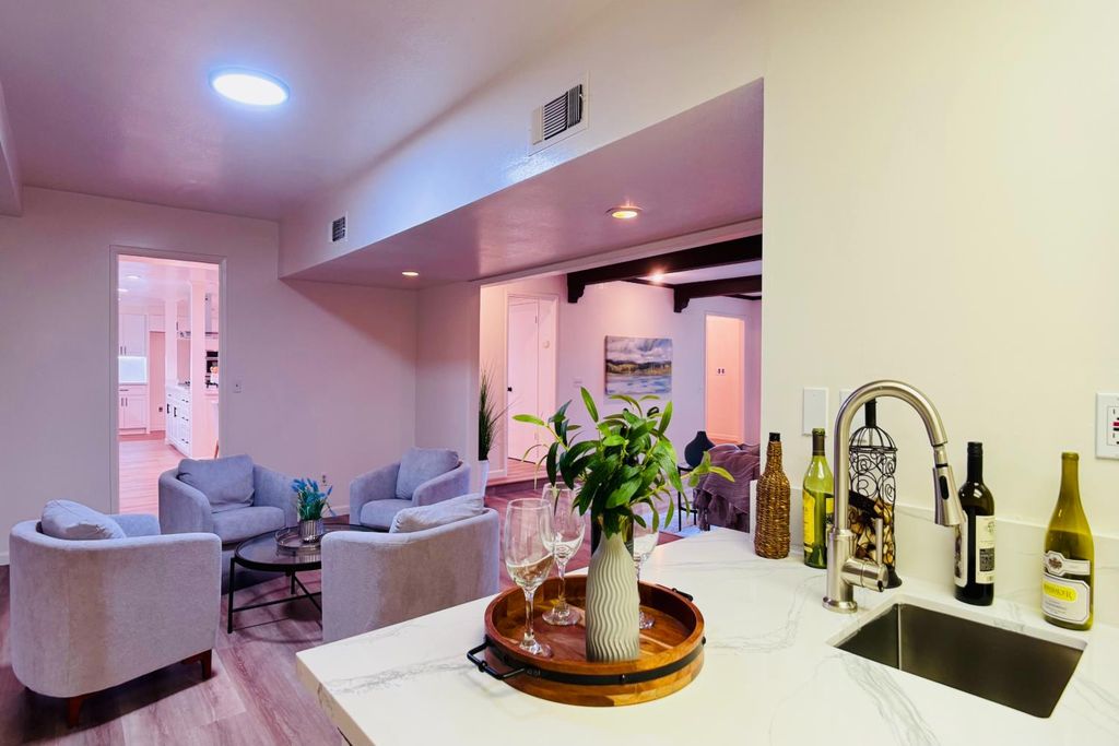 Image 29 of property listing at 8155 N Fowler Avenue, Clovis, CA 93619
