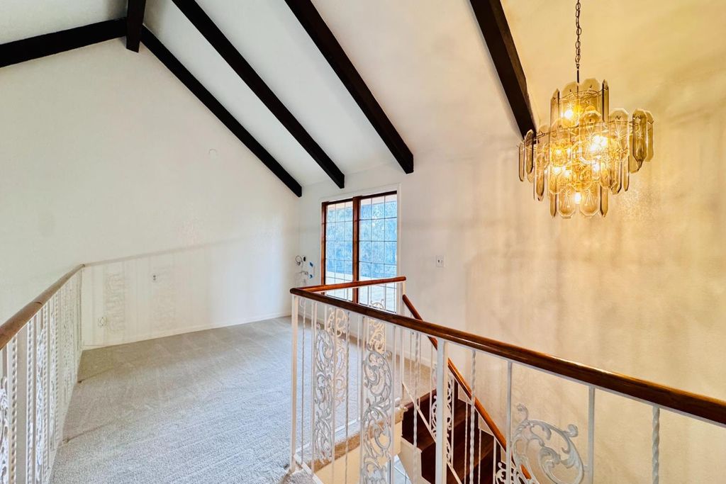 Image 34 of property listing at 8155 N Fowler Avenue, Clovis, CA 93619