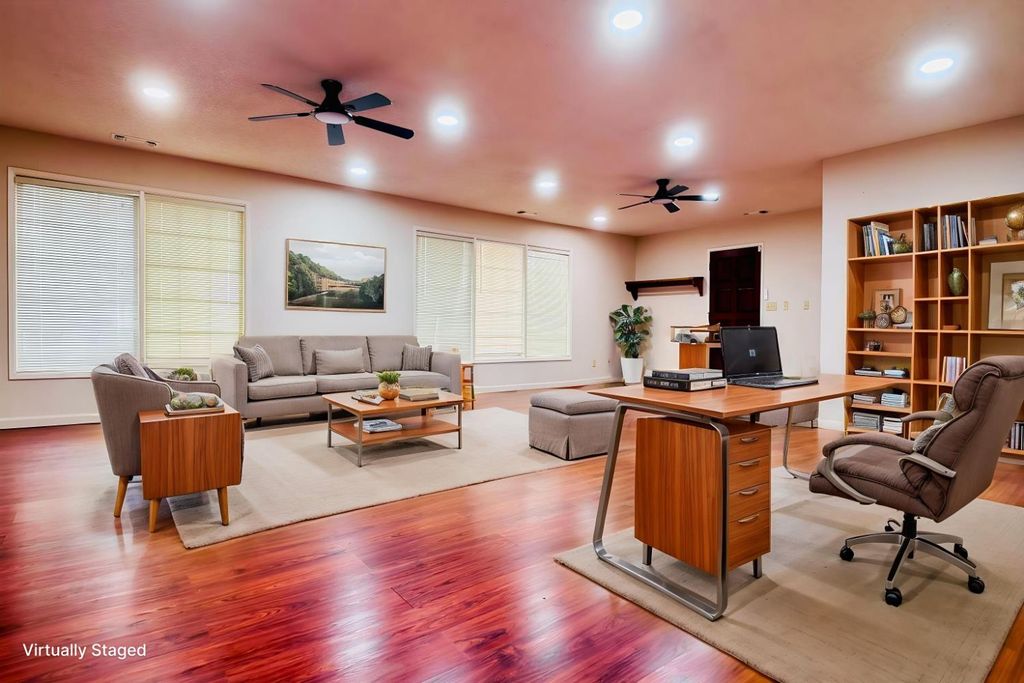 Image 49 of property listing at 8155 N Fowler Avenue, Clovis, CA 93619