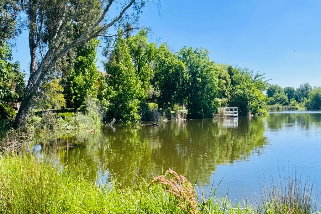 Image 62 of property listing at 8155 N Fowler Avenue, Clovis, CA 93619
