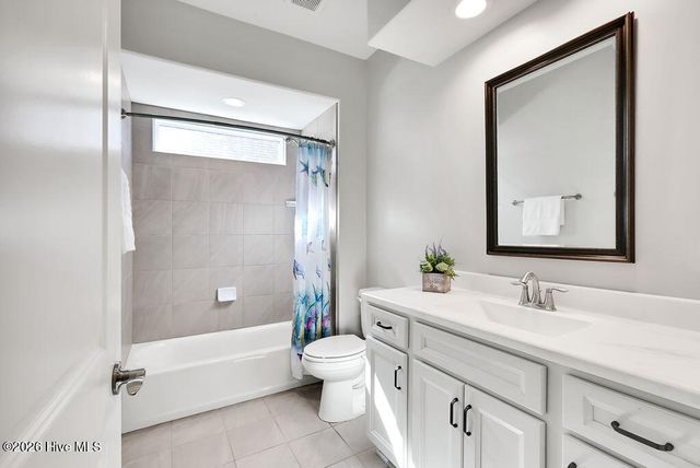 2552 E Timber Crest Drive NE, Leland, NC 28451