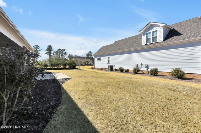 2552 E Timber Crest Drive NE, Leland, NC 28451