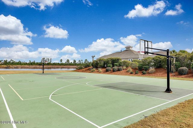 2552 E Timber Crest Drive NE, Leland, NC 28451