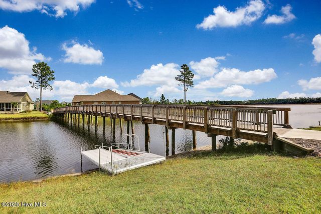 2552 E Timber Crest Drive NE, Leland, NC 28451