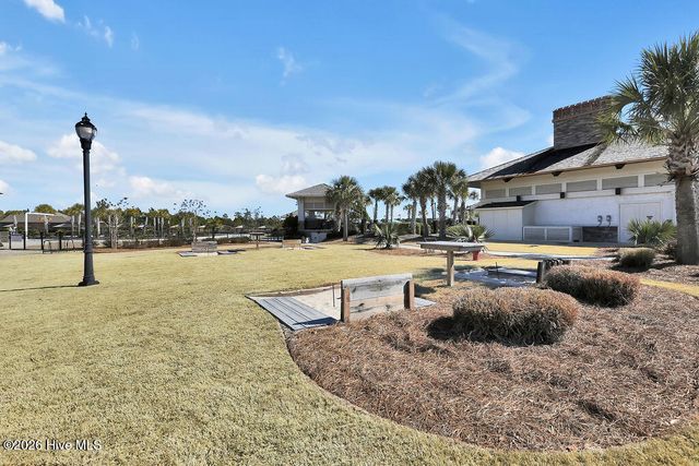 2552 E Timber Crest Drive NE, Leland, NC 28451