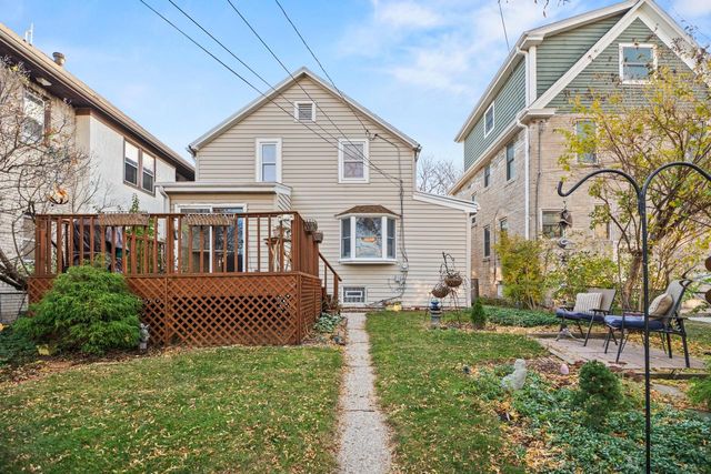 4483 N Cramer STREET, Shorewood, WI 53211