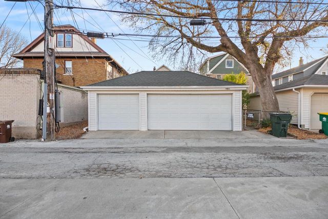 4483 N Cramer STREET, Shorewood, WI 53211